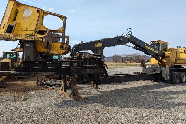 2016 Tigercat 234B Log Loader